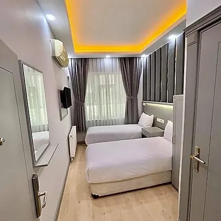 Crowned Boutique 2* Istanbul