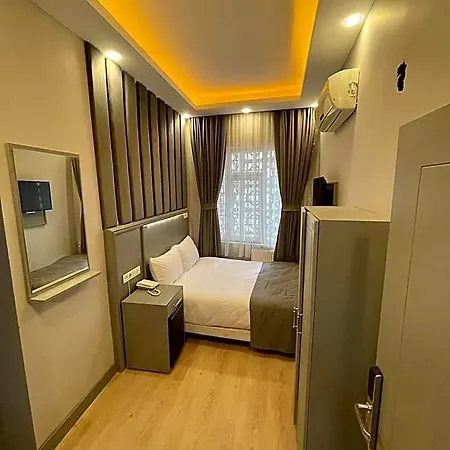 Crowned Boutique Hotel Istanboel